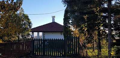Holiday House in Smederevo With City, Garden, and River Views