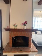 Holiday House in Smederevo With City, Garden, and River Views