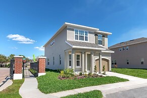 Home Near Disney Area-sleeps 14 Guest