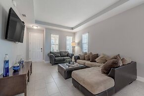 Home Near Disney Area-sleeps 14 Guest