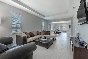 Home Near Disney Area-sleeps 14 Guest