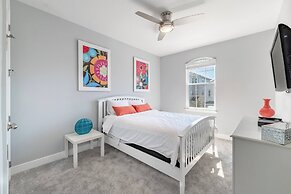 Home Near Disney Area-sleeps 14 Guest