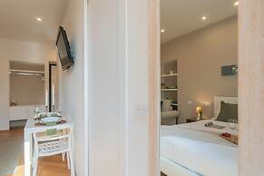 MT Studio by Rent All Como