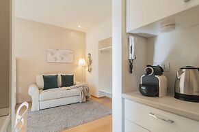 MT Studio by Rent All Como