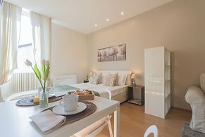 MT Studio by Rent All Como