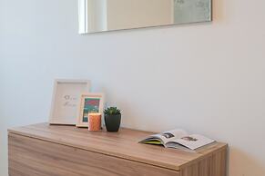 MT Studio by Rent All Como