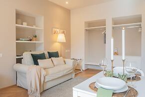 MT Studio by Rent All Como