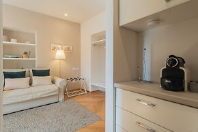 MT Studio by Rent All Como