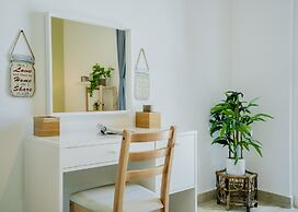 Modern Yas Island Escape w Peaceful Canal Views