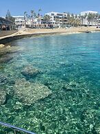 Paphos Pool View Apartment