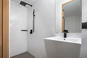 Perfect stay near Naiharn Beach UTL B126