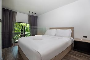 Perfect stay near Naiharn Beach UTL B126