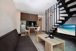 Perfect stay near Naiharn Beach UTL B126