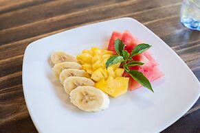 Mupu Jana G.House Keramas