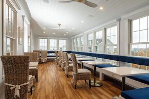 Topside Inn