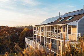 Topside Inn
