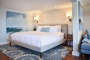 Topside Inn