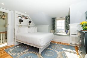 Topside Inn