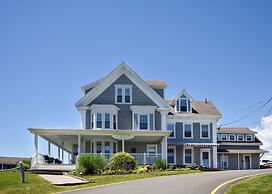 Topside Inn