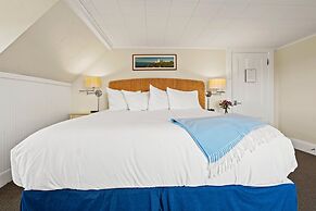 Topside Inn
