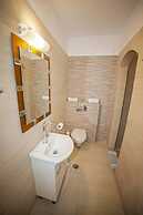 Castelopetra Studios