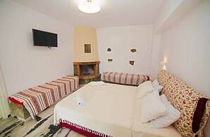 Castelopetra Studios