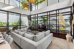 Elio Villa by Kozystay