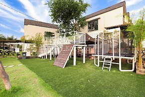 Elio Villa by Kozystay