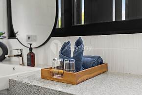 Elio Villa by Kozystay