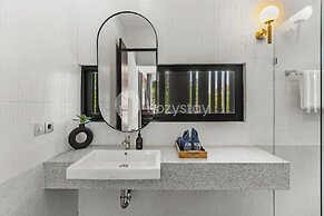 Elio Villa by Kozystay