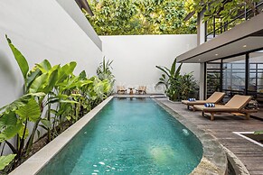 Elio Villa by Kozystay