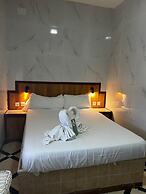 HOSTAL AVENIDA ANDALUCIA SEVILLA