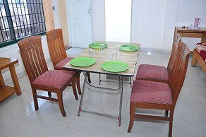 Sri Vinayaka Lodge