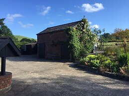The Royston At Llwynaire