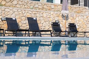 IONIAN PEARL BY FRAXI BEACH COMPLEX
