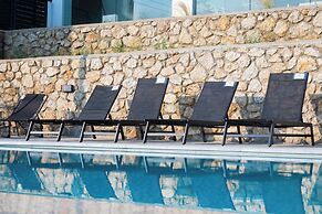 IONIAN PEARL BY FRAXI BEACH COMPLEX