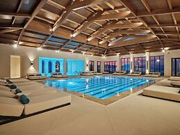Oros Luxury Beach Resort
