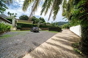 NaiHarn Private Oxavia Garden Bungalows