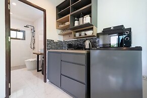 NaiHarn Private Oxavia Garden Bungalows