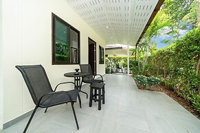 NaiHarn Private Oxavia Garden Bungalows