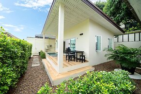 NaiHarn Private Oxavia Garden Bungalows