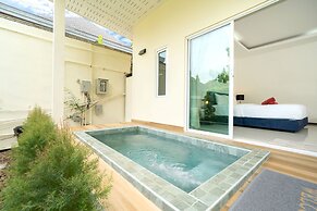 NaiHarn Private Oxavia Garden Bungalows