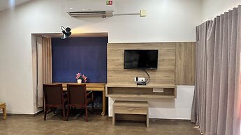 LION PARK HOTEL AND RESORT