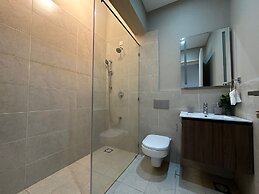 Membley Hotel & Residency