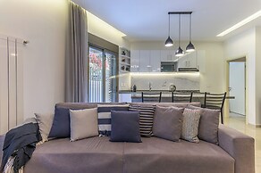 Orano -Chic 2-Bedroom Apt in Bsalim