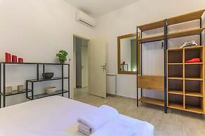 Orano -Chic 2-Bedroom Apt in Bsalim