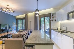 Orano -Chic 2-Bedroom Apt in Bsalim