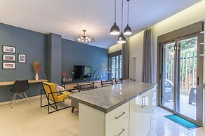 Orano -Chic 2-Bedroom Apt in Bsalim