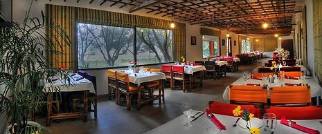 Orchard Retreat Resorts