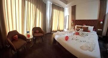 Everest Hotel Manali